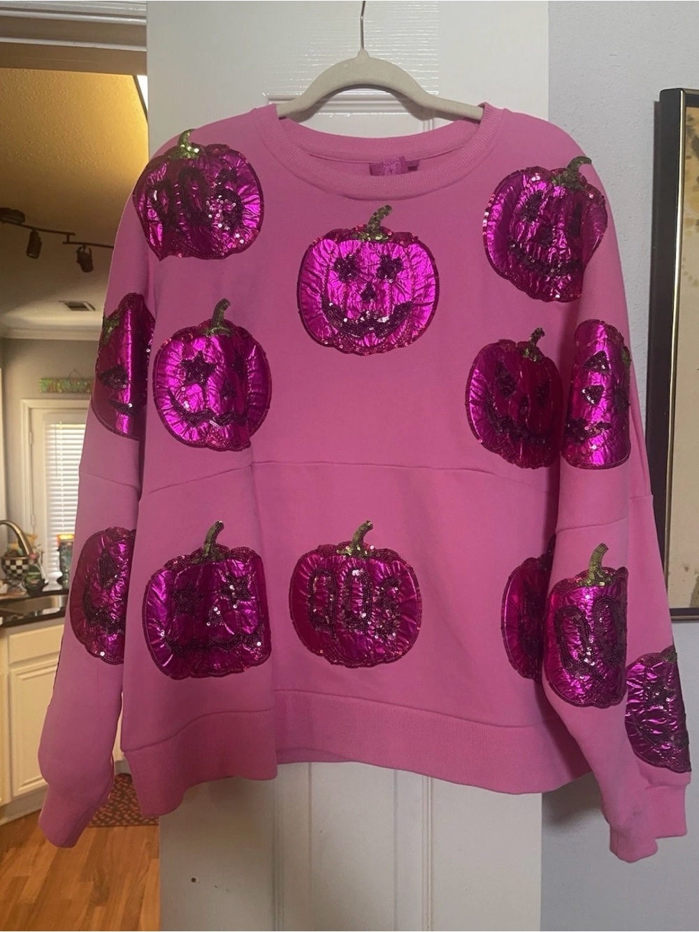 QUEEN OF SPARKLES Pink Sequin Pumpkin Sweatshirt large